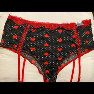 Lane Bryant Cacique Garter Cheeky ♥️🖤🤍